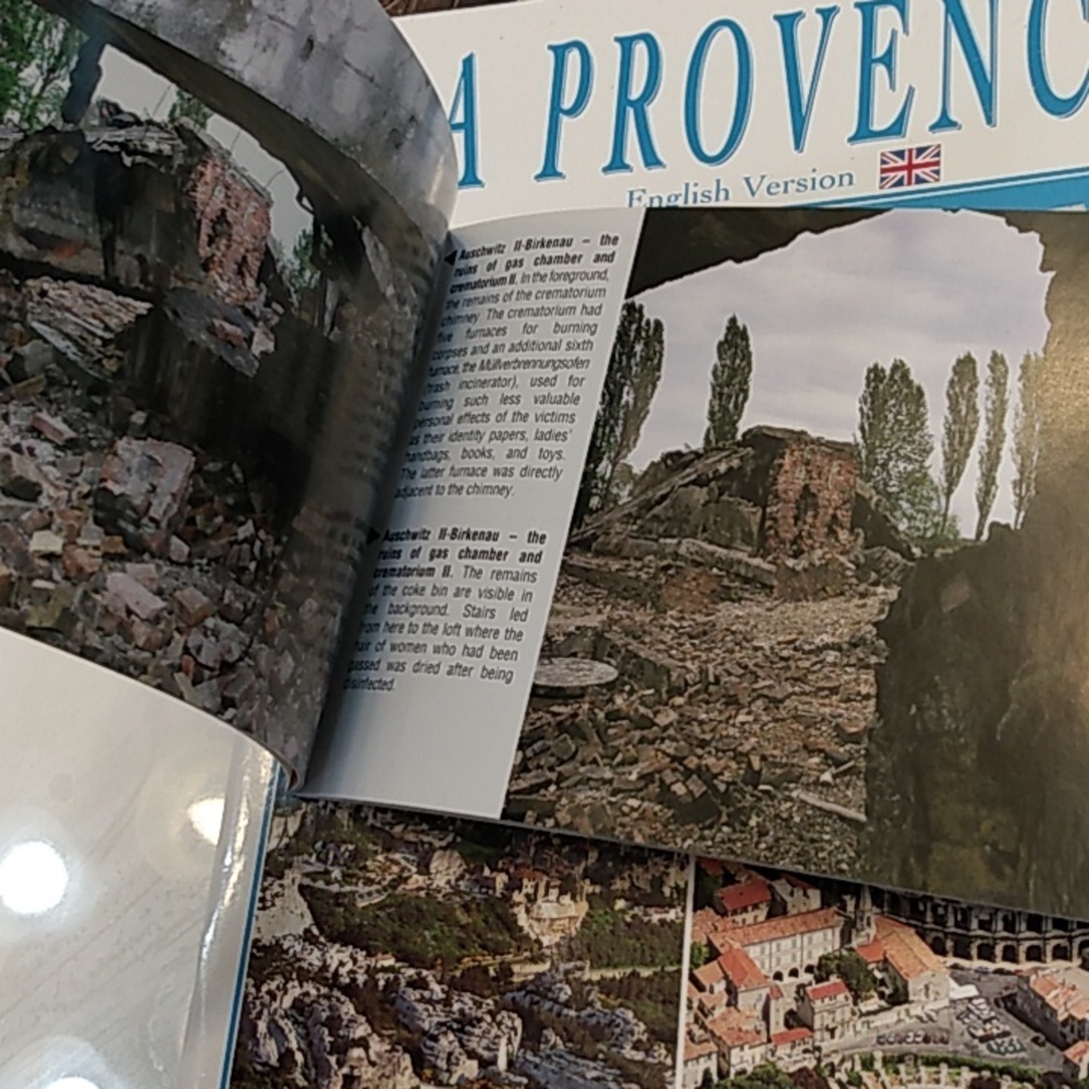 4 European Guide Books - Picture 9 of 11